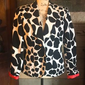🥰Stunning Cow Print Blazer 10